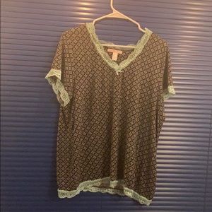 Black and aqua sleep shirt